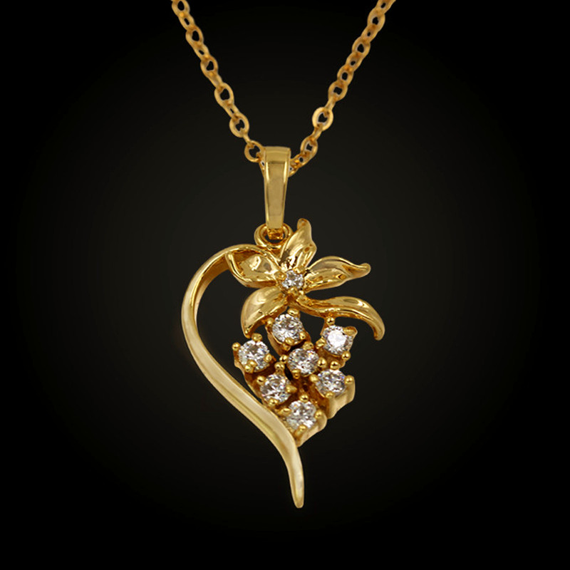 New Fashion Woman Rhinestone Choker Heart Cubic Zirconia Pendant Necklaces For Women Jewelry Female Necklace Party Gift Collar
New Fashion Woman Rhinestone Choker Heart Cubic Zirconia Pendant Necklaces For Women Jewelry Female Necklace Party Gift Collar