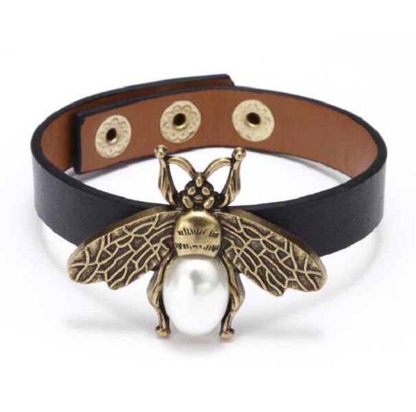 Designer Bracelet women jewelry braccialetto bijoux de créateurs de luxe femmes bracelets fashion charm jewelry leather bangle
Designer Bracelet women jewelry braccialetto bijoux de créateurs de luxe femmes bracelets fashion charm jewelry leather bangle