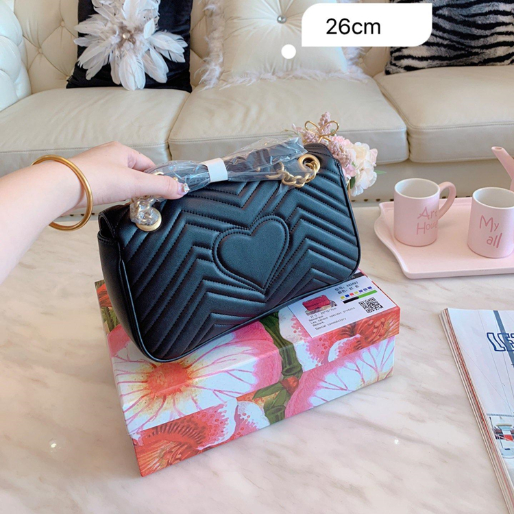 Women luxurys designers bags High Quality Marmont Velvet Shoulder Handbags handbag Purses Chain Fashion letter channel Crossbody Bag
Women luxurys designers bags High Quality Marmont Velvet Shoulder Handbags handbag Purses Chain Fashion letter channel Crossbody Bag