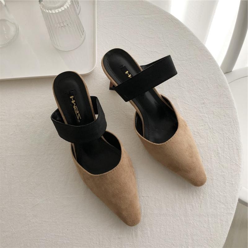 Korean version of high-heeled shoes profiled thick withsuede back spacefashion pointed toeBaotou type female outdoor wear sleeve, Black
Korean version of high-heeled shoes profiled thick withsuede back spacefashion pointed toeBaotou type female outdoor wear sleeve, Black