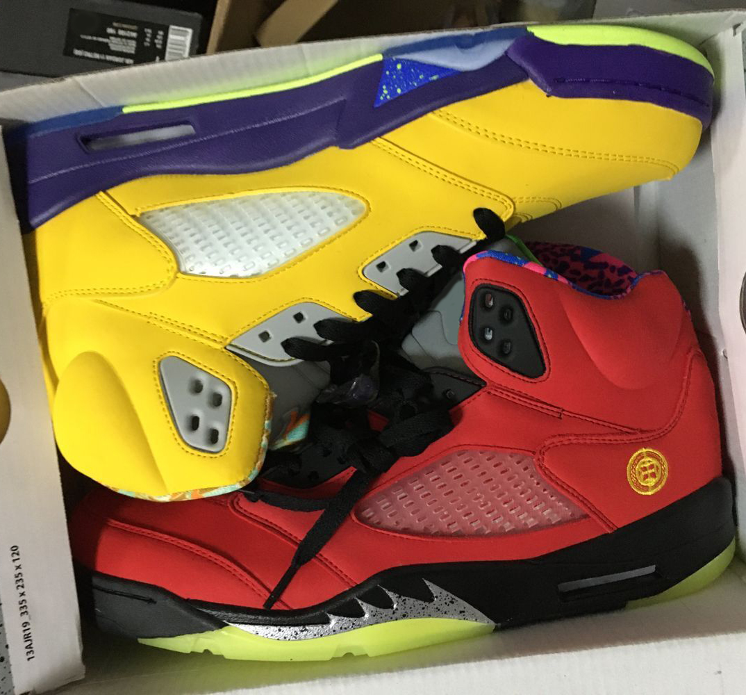 What The Jumpman 5 V WTJ5 Shoes WHITE ROYAL BLUE STEALTH GREY OG 136027-142 Men Basketball Shoes Fresh Bel Air All Black Sport Sneakers
What The Jumpman 5 V WTJ5 Shoes WHITE ROYAL BLUE STEALTH GREY OG 136027-142 Men Basketball Shoes Fresh Bel Air All Black Sport Sneakers