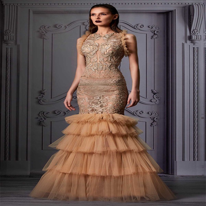 Gold Prom Dresses Luxury Sleeveless Lace Appliqued Tiered Ruffles Evening Dress Sexy Mermaid Party Dress Hot Sale robes de soirée