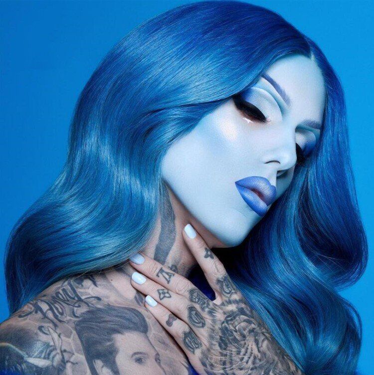 2020 J Star Advanced BlueTone Eyeshadow Palette JS BLUE BLOOD 18colors Shimmer Glitter Matte Eye Shadow Plate Powder
2020 J Star Advanced BlueTone Eyeshadow Palette JS BLUE BLOOD 18colors Shimmer Glitter Matte Eye Shadow Plate Powder