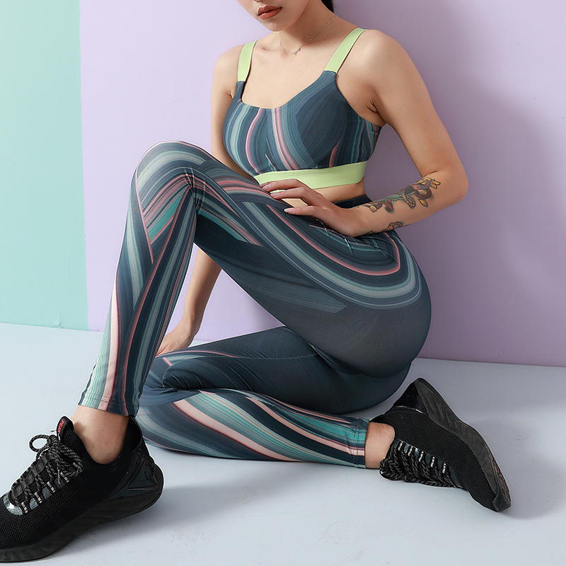Two-Piece Set Women Digital Printed Sports Suit Spliced Push Up Yoga Bra High Waist Stretchy Gym Leggings Quick Dry Active Wear, G05
Two-Piece Set Women Digital Printed Sports Suit Spliced Push Up Yoga Bra High Waist Stretchy Gym Leggings Quick Dry Active Wear, G05