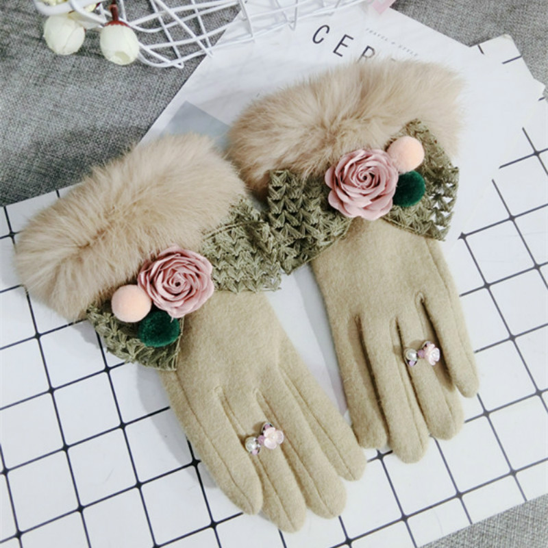 New Korean touch screen gloves wool bow warm knitted women spring winter gloves thick Cashmere mittens
New Korean touch screen gloves wool bow warm knitted women spring winter gloves thick Cashmere mittens