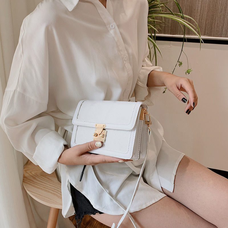 New luxury designer classic wallet handbag ladies fashion transparent clutch bag soft leather fold messenger bag handbag with box, With logo
New luxury designer classic wallet handbag ladies fashion transparent clutch bag soft leather fold messenger bag handbag with box, With logo
