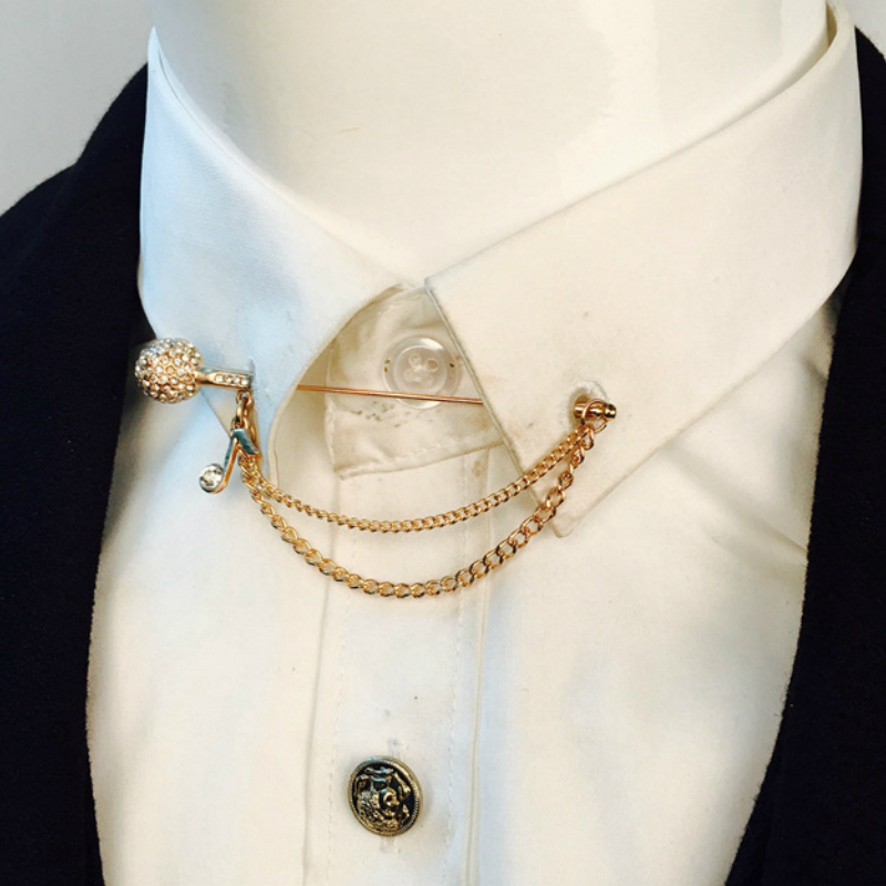 High-grade Microphone Crystal College Brooch Small Chain Tassel Men Suit Shirt Collar Lapel Pin Girls Medal Fashion Jewelry Gift
High-grade Microphone Crystal College Brooch Small Chain Tassel Men Suit Shirt Collar Lapel Pin Girls Medal Fashion Jewelry Gift