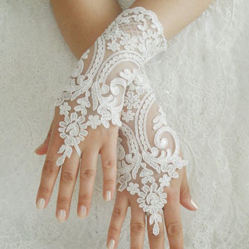 White Black Lace Short Bridal Gloves Wrist Length 2021 Women Gloves For Wedding Party Formal Fingerless Wedding Gloves Accessories AL6942
White Black Lace Short Bridal Gloves Wrist Length 2021 Women Gloves For Wedding Party Formal Fingerless Wedding Gloves Accessories AL6942