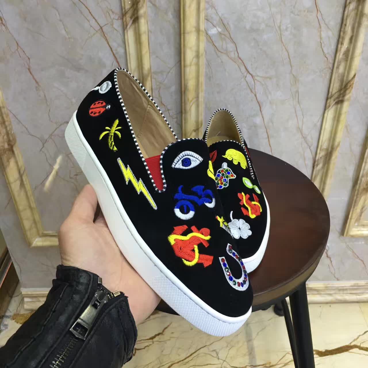 Designer Womens Mens Running Shoes Man Red Bottom Rivets Leather Sneakers Tenis Masculinos Sepentine Pattern Flat Platform Casual Shoes, Black
Designer Womens Mens Running Shoes Man Red Bottom Rivets Leather Sneakers Tenis Masculinos Sepentine Pattern Flat Platform Casual Shoes, Black