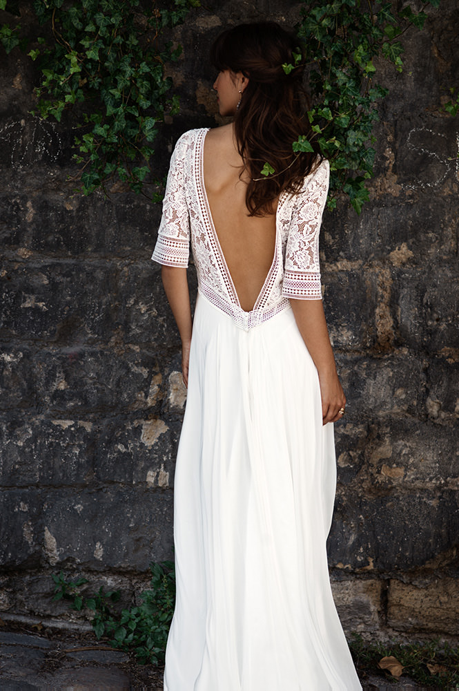 2021 Bohemian Mermaid Wedding Dresses Sexy V Neck Long Sleeve Lace Bridal Gowns Backless Boho Sweep Train robe de mariée