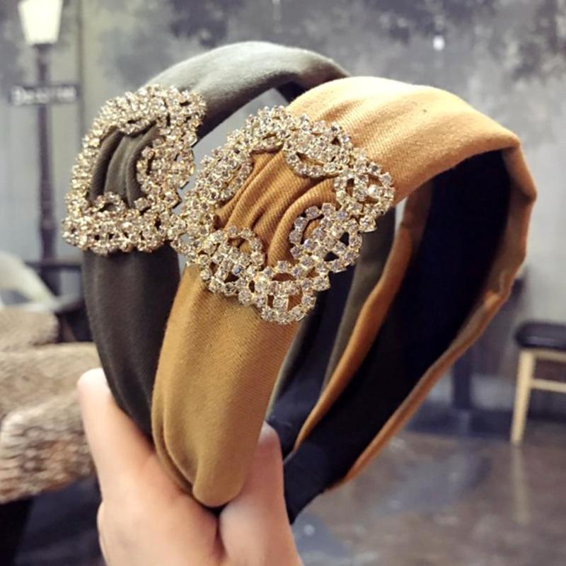 2020new Fashion Women Headband Rectangle Rhinestone Inlaid Hair Hoop Wide Headwear Hair Accessory
2020new Fashion Women Headband Rectangle Rhinestone Inlaid Hair Hoop Wide Headwear Hair Accessory