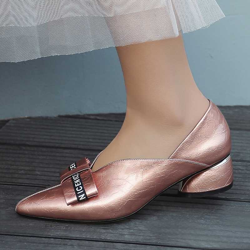 INS Women pumps superfine fiber shoes plus size Pointed toe Pearl soft patent leather women shoes Europe and America woman, Black
INS Women pumps superfine fiber shoes plus size Pointed toe Pearl soft patent leather women shoes Europe and America woman, Black