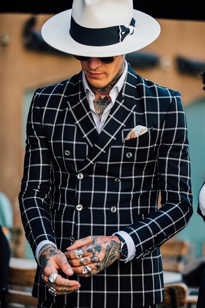 Double Breasted Check Mens Wedding Tuxedos Peaked Lapel Groom Wear Formal Dinner Prom Party Blazer Suits(Jacket+Pants)