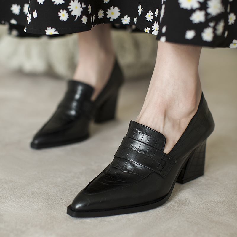 Genuine Leather Luxury Shoes Women Pointed Toe Slip-On Woman Pumps High Heels Wedding Shoes Shallow Autumn Womens, Black
Genuine Leather Luxury Shoes Women Pointed Toe Slip-On Woman Pumps High Heels Wedding Shoes Shallow Autumn Womens, Black