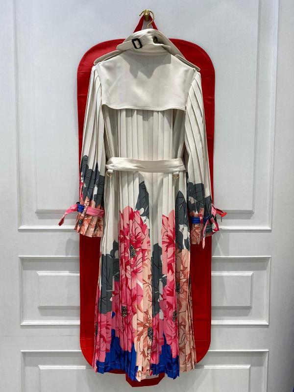5.22 Luxury Runway Design Flower Print x-long Trench Coat Women Lapel Double Breasted Slim Belt Pleated Overcoat Elegant Ladies, As picture
5.22 Luxury Runway Design Flower Print x-long Trench Coat Women Lapel Double Breasted Slim Belt Pleated Overcoat Elegant Ladies, As picture