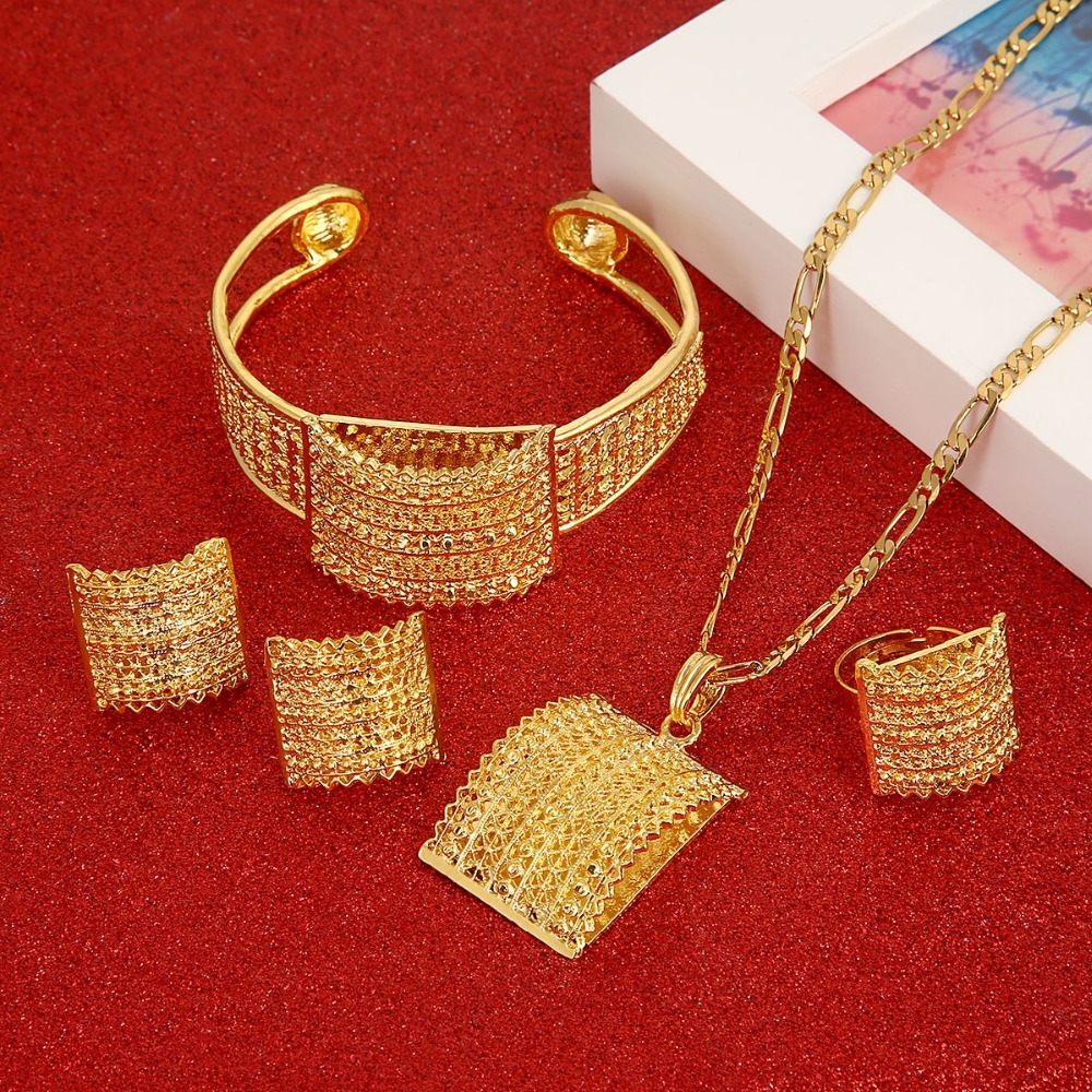 Ethiopian Jewelry Set Bride Wedding Pendant Necklace Bangle Earring Ring African Eritrea Habesha Sets Y200810, Slivery;golden
Ethiopian Jewelry Set Bride Wedding Pendant Necklace Bangle Earring Ring African Eritrea Habesha Sets Y200810, Slivery;golden