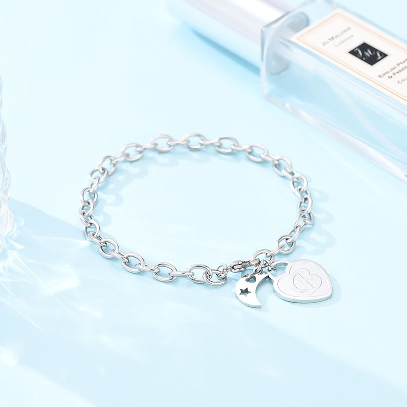 2020 Fashion Alloy Chain Bracelet Bangle Alphabet 26 Initial Letter Lock Moon Shape Pendant Jewelry Women Birthday Gift
2020 Fashion Alloy Chain Bracelet Bangle Alphabet 26 Initial Letter Lock Moon Shape Pendant Jewelry Women Birthday Gift