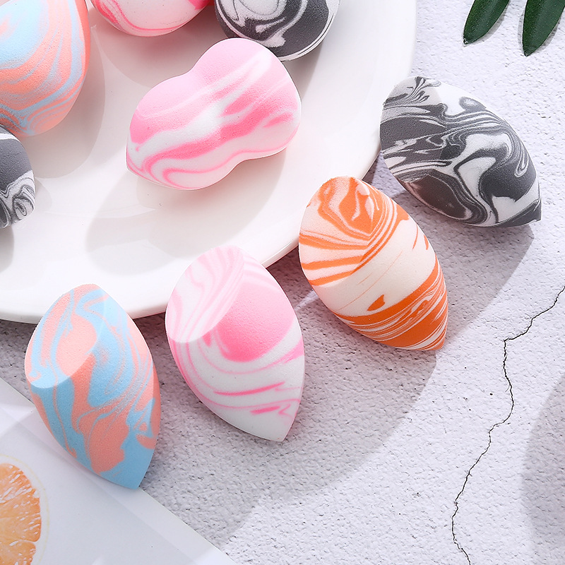 1Pc Ice Cream Gourd Drop Shape Cosmetic Puff Makeup Sponge Gradient Blending Face Foundation Cream Blending Cosmetic Powder Puff
1Pc Ice Cream Gourd Drop Shape Cosmetic Puff Makeup Sponge Gradient Blending Face Foundation Cream Blending Cosmetic Powder Puff