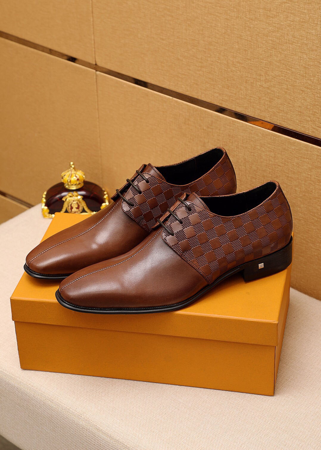 2020 Men's Comfortable Fashion Style genuine leather flats Brand Designer Formal Party Office Party Wedding dress shoes size 38-44, Black
2020 Men's Comfortable Fashion Style genuine leather flats Brand Designer Formal Party Office Party Wedding dress shoes size 38-44, Black