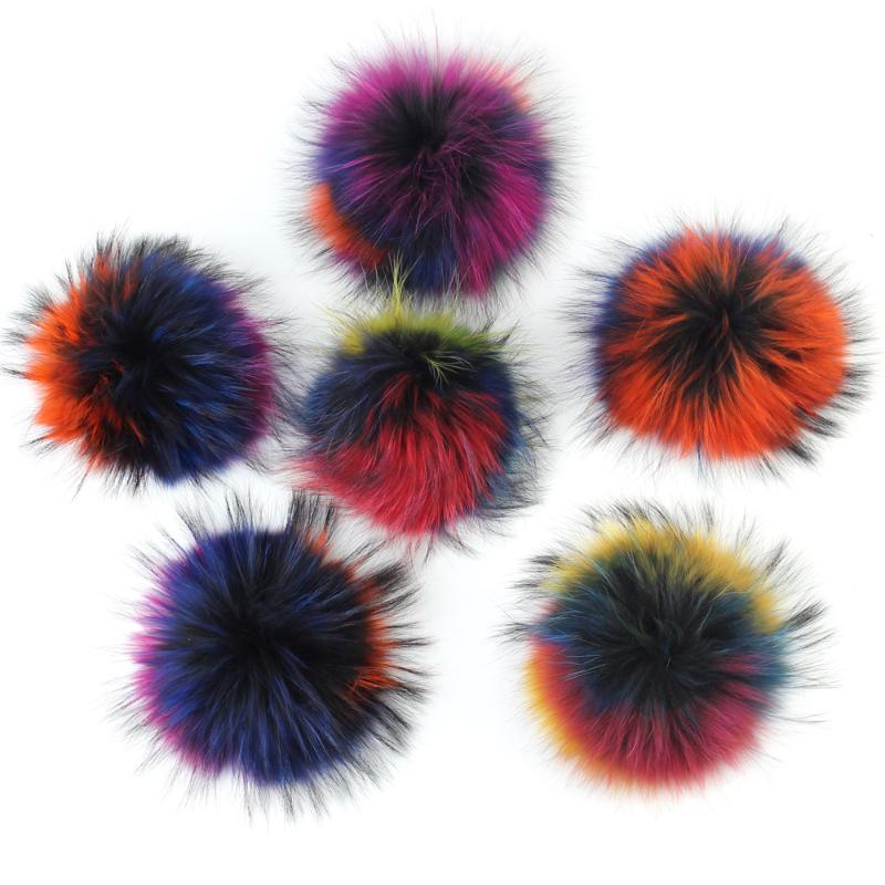 50 Pcs 15 cm Rainbow Color Raccoon Fur Pompom Winter Women's Beanie with Fur Ball Pompom Hat Accessories Mixed Color Pompons
50 Pcs 15 cm Rainbow Color Raccoon Fur Pompom Winter Women's Beanie with Fur Ball Pompom Hat Accessories Mixed Color Pompons