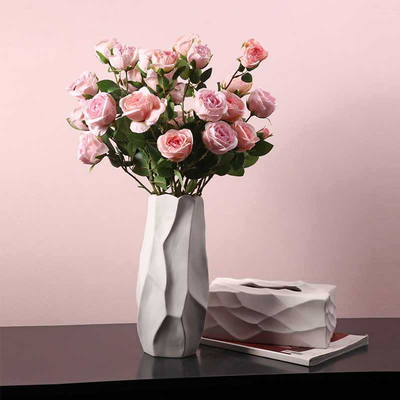 Nordic minimalist ceramic vase living room flower simulation flower vase dining table soft decoration home decoration accessorie
Nordic minimalist ceramic vase living room flower simulation flower vase dining table soft decoration home decoration accessorie