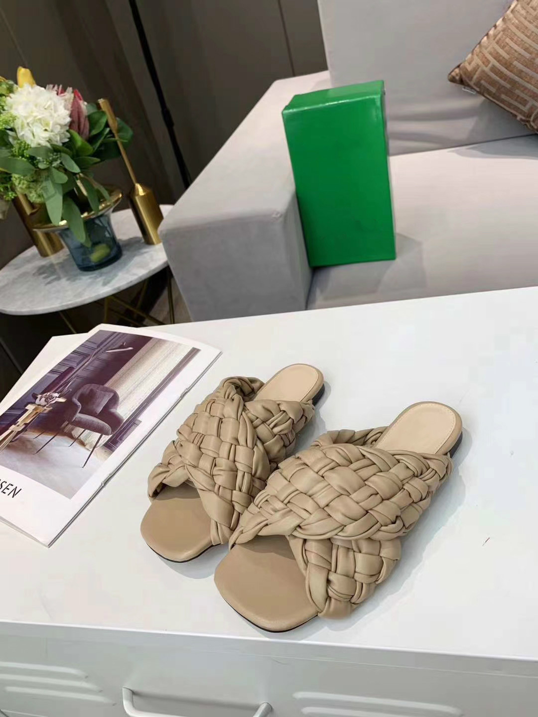 Fashion luxury designer women's Woven high heel sandals high heel wedding sandals with box size 35-42, Blue 
Fashion luxury designer women's Woven high heel sandals high heel wedding sandals with box size 35-42, Blue