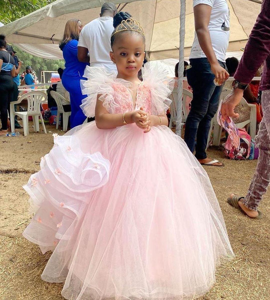 Light Pink Girls Pageant Dresses With Lace Appliqued Tutu Skirt Floor Length First Cummunion Dress Custom Made