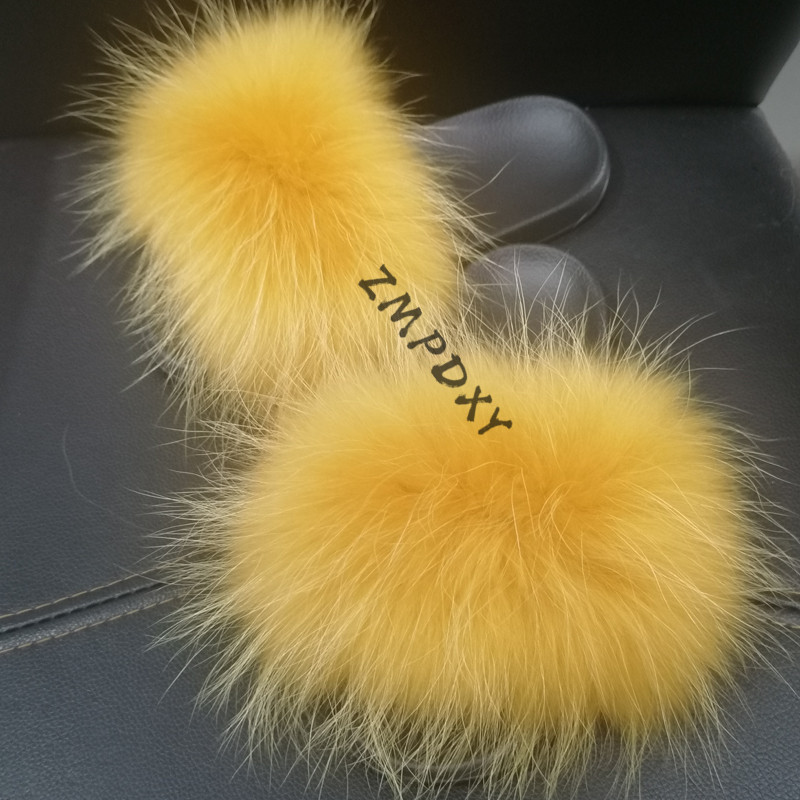 Ladies Real Fluffy Raccoon Fur Slipper Kids/Children's Real Fur Slides Cute Plush Rainbow Furry Sandals Women's Home Shoes, False hair
Ladies Real Fluffy Raccoon Fur Slipper Kids/Children's Real Fur Slides Cute Plush Rainbow Furry Sandals Women's Home Shoes, False hair