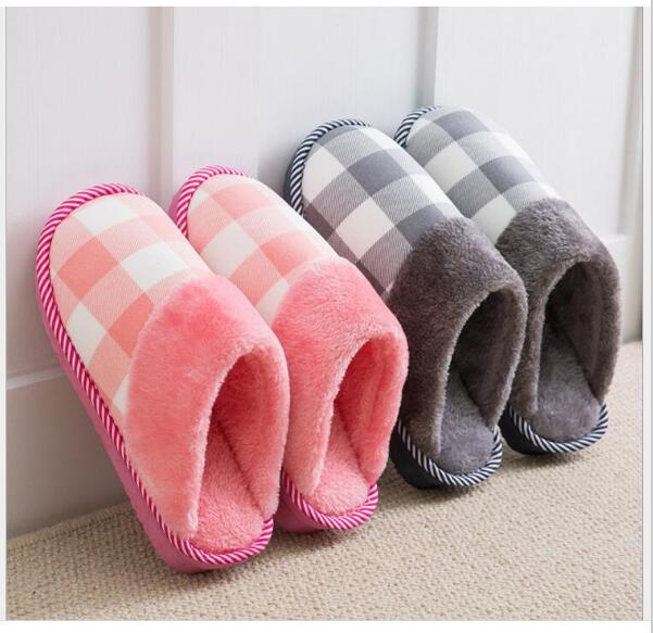 new Cotton-slipper man winter living in thick bottom anti-skid couples indoor wool slippers women winter moon warm, Gray
new Cotton-slipper man winter living in thick bottom anti-skid couples indoor wool slippers women winter moon warm, Gray