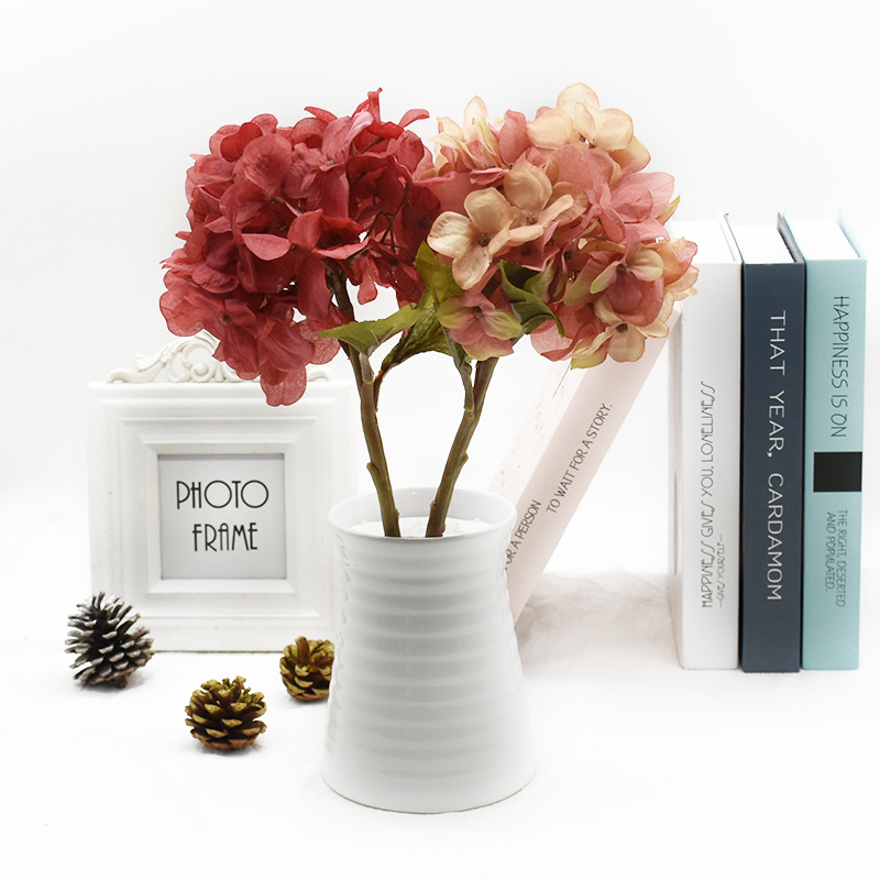 1 pieces Artificial hydrangea bouquet with leaves Wedding Home decoration accessories DIY Flower arrangement Bonsai Potted plant
1 pieces Artificial hydrangea bouquet with leaves Wedding Home decoration accessories DIY Flower arrangement Bonsai Potted plant