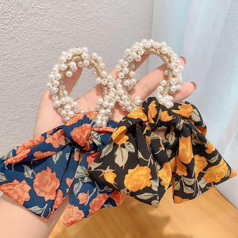 New Women Elegant Vintage Print Bow Knot Pearls Elastic Hair Bands Sweet Headband Rubber Band Scrunchie Fashion Hair Accessories
New Women Elegant Vintage Print Bow Knot Pearls Elastic Hair Bands Sweet Headband Rubber Band Scrunchie Fashion Hair Accessories