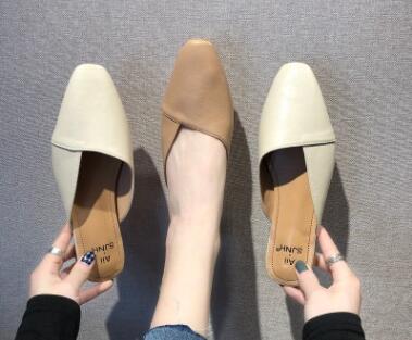 Spring and summer new net celebrities with the same style of square toe wear Baotou semi-drag low heels female lazy Mules, Beige
Spring and summer new net celebrities with the same style of square toe wear Baotou semi-drag low heels female lazy Mules, Beige