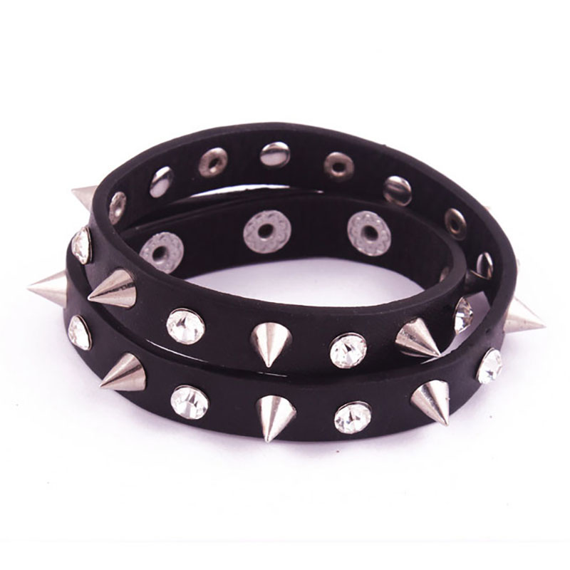 Vintage Rock PU Leather Cuff Snap Button Charm Bracelets Punk Style Cuspidal Spikes Rivet Cone Stud Bangles For Women
Vintage Rock PU Leather Cuff Snap Button Charm Bracelets Punk Style Cuspidal Spikes Rivet Cone Stud Bangles For Women