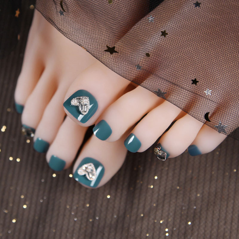 24pcs Summer Haze Blue Heart Pattern Drill Decor Fashion Finished Foot Fake Nails Wearable Women Nail Decorations TN, As show
24pcs Summer Haze Blue Heart Pattern Drill Decor Fashion Finished Foot Fake Nails Wearable Women Nail Decorations TN, As show