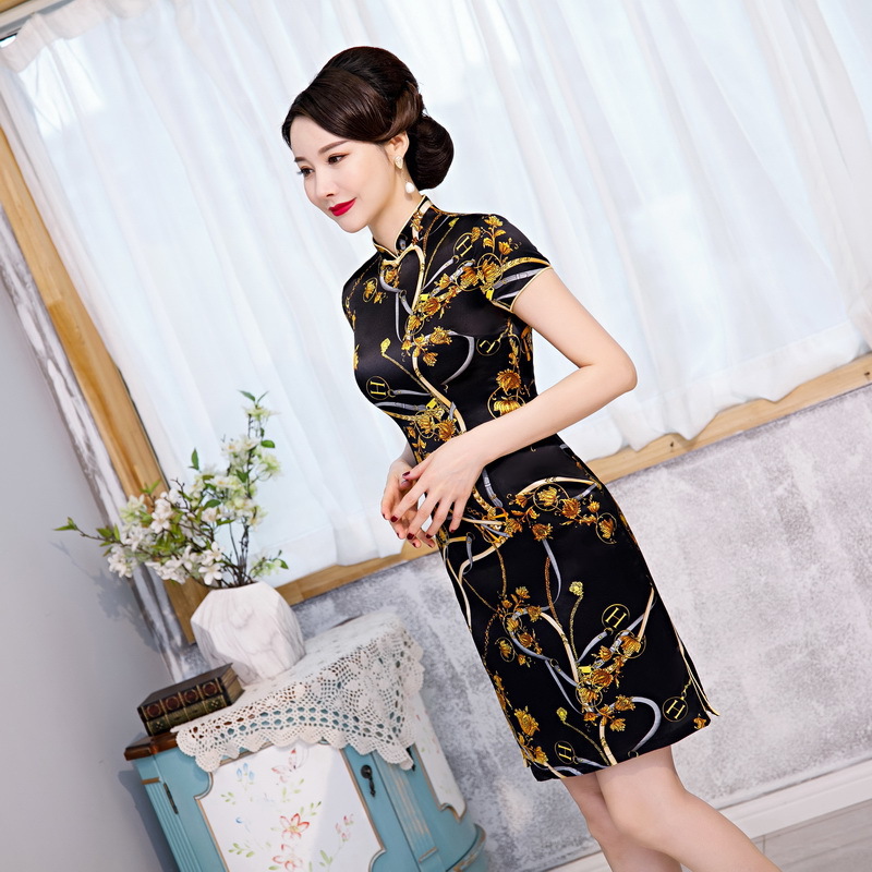 2020 spring summer new mulberry silk Improvement Short sleeve cheongsam Traditional clothing chinese women A-line dress
2020 spring summer new mulberry silk Improvement Short sleeve cheongsam Traditional clothing chinese women A-line dress