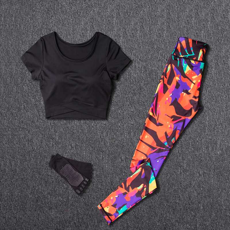 Sports Wear Women Yoga 2 Piece Set Fitness Sports Pants Outdoor Running Top T-shirt Lose Weight Gym Clothes Suits With Chest Pad, Sport suit x
Sports Wear Women Yoga 2 Piece Set Fitness Sports Pants Outdoor Running Top T-shirt Lose Weight Gym Clothes Suits With Chest Pad, Sport suit x