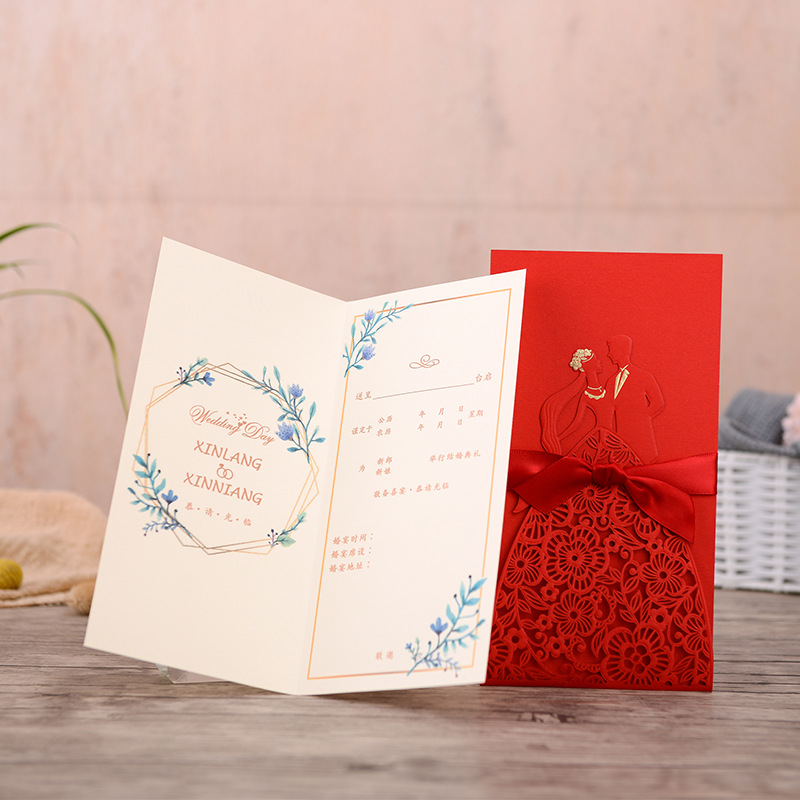 Unique Hollow Engraving Wedding Invitations Creative Brides Couples Cards Red Navy Bronze Cover Foil Stamping Vintage Wedding Invitation