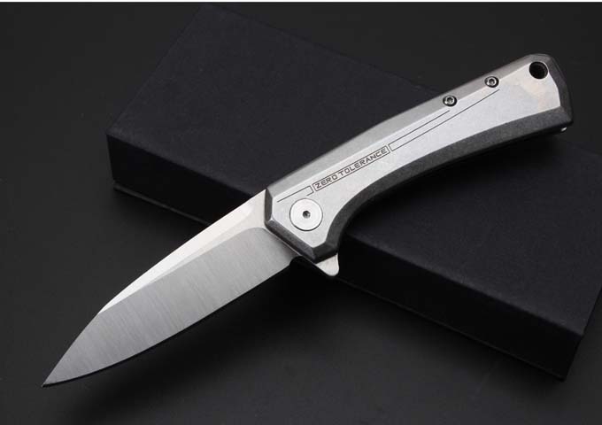 ZT0808 Folding knife Zero Tolerance zt 0808 D2 blade 60HRC Folding hunting camping Knife gift knives
ZT0808 Folding knife Zero Tolerance zt 0808 D2 blade 60HRC Folding hunting camping Knife gift knives