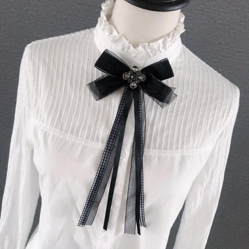 British Women Bling Rhinestone Bow Tie Groom Men Wedding Party Pins Butterfly Crystal Bowtie Japanese JK Classic Necktie Cravat
British Women Bling Rhinestone Bow Tie Groom Men Wedding Party Pins Butterfly Crystal Bowtie Japanese JK Classic Necktie Cravat