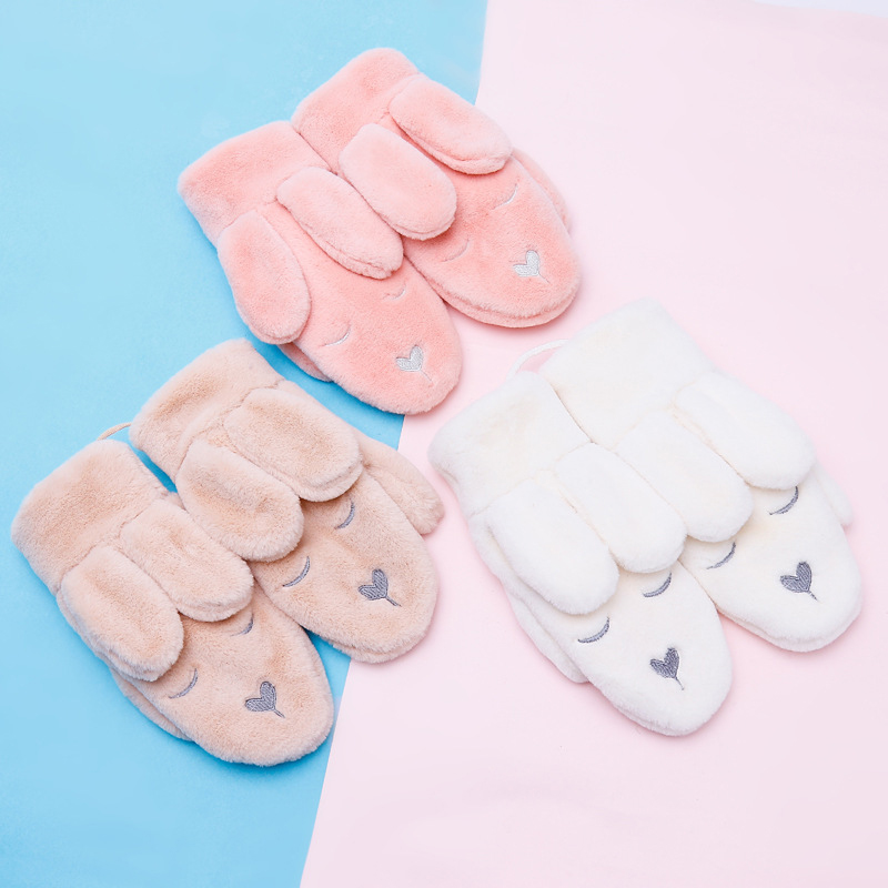 Cute Cartoon Fashion Gloves For Women Soft Warm Thickening Girls Mittens Animal Fur Winter Gloves
Cute Cartoon Fashion Gloves For Women Soft Warm Thickening Girls Mittens Animal Fur Winter Gloves