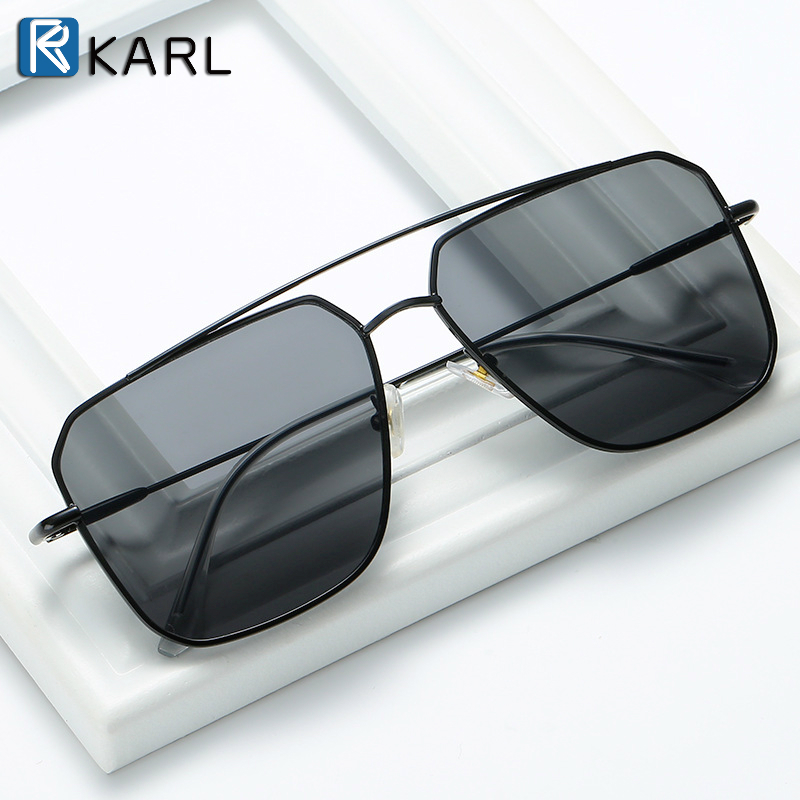 2020new square sunglasses men oversized fashion women's sun glasses gradient lens sunglass Metal frame male eyewear
2020new square sunglasses men oversized fashion women's sun glasses gradient lens sunglass Metal frame male eyewear