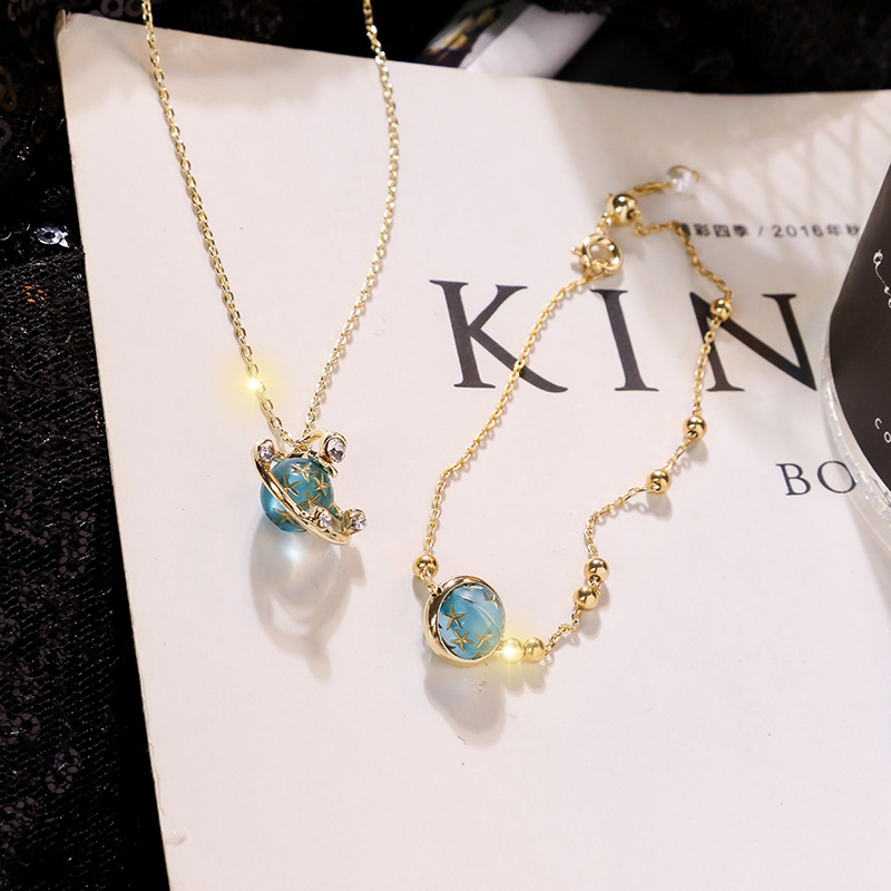 Female Korean Simple Beautiful Glass Beads Blue Planet Star Bracelet Temperament Fashion Women Girl Jewelry Accessories
Female Korean Simple Beautiful Glass Beads Blue Planet Star Bracelet Temperament Fashion Women Girl Jewelry Accessories