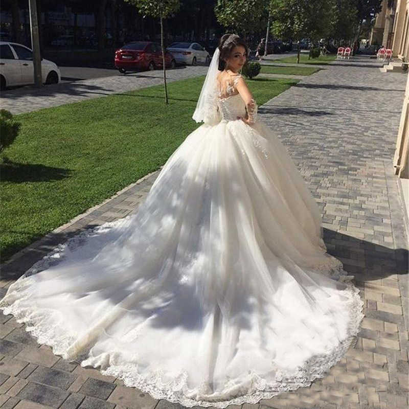 Modest Plus Size Ball Gown Wedding Dress Lace Long Sleeve Sequined Victorian Arabic African Robe De Soriee Bridal Gown