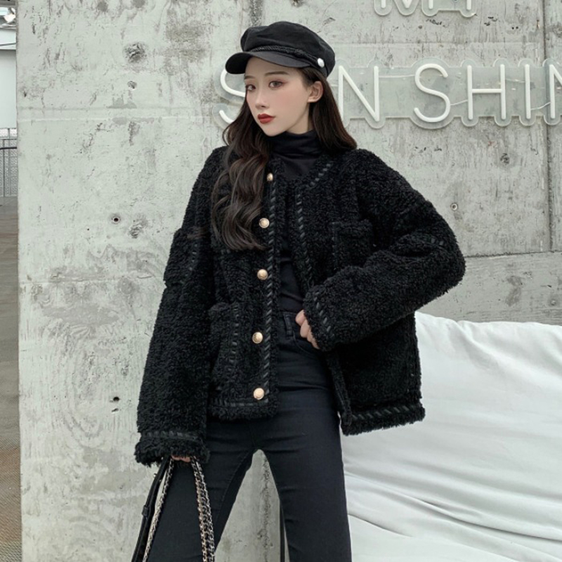 Autumn winter new loose large pocket lamb wool coat female chic style single-breasted cardigan parka Tops women overcoat, Black
Autumn winter new loose large pocket lamb wool coat female chic style single-breasted cardigan parka Tops women overcoat, Black