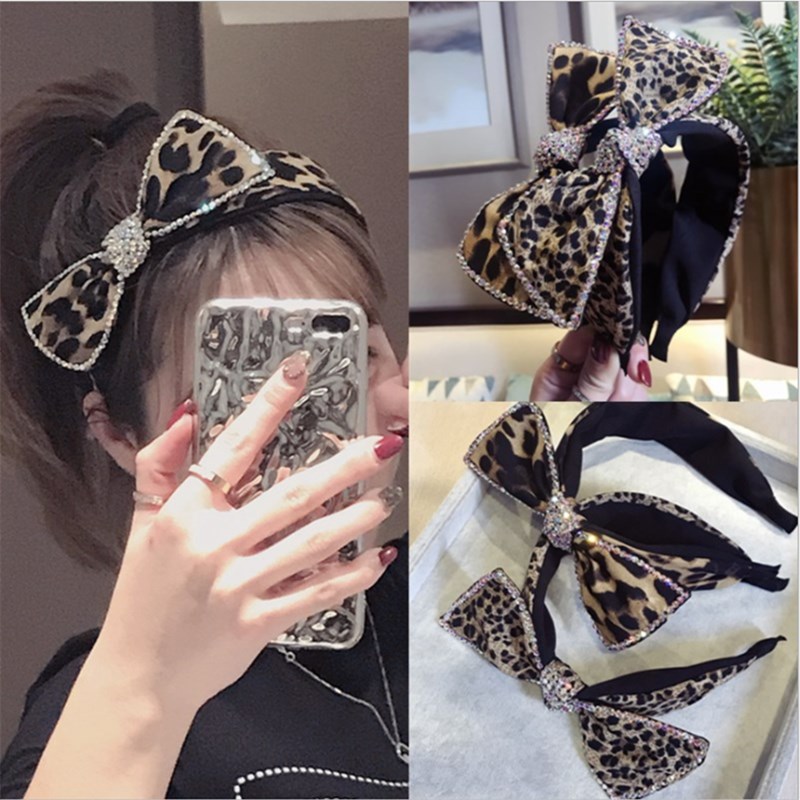 High-end luxury hair accessories Women's leopard rhinestones super flashing bow wide-brimmed headband headband diamond head band
High-end luxury hair accessories Women's leopard rhinestones super flashing bow wide-brimmed headband headband diamond head band