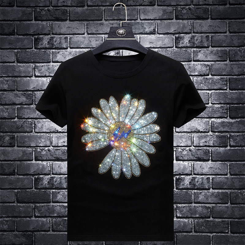 Daisy summer men's new hot diamond short-sleeved T-shirt men's slim fashion brand trendy shirt T-shirt, White;black
Daisy summer men's new hot diamond short-sleeved T-shirt men's slim fashion brand trendy shirt T-shirt, White;black