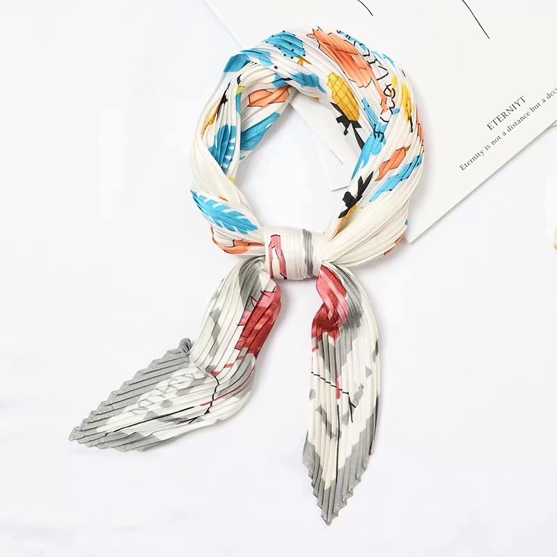 Women Pleated Sexy Print Silk Scarf Casual Simple Wild Foulard Ladies Scarves Cachecol Scarfs for Ladies 55*55cm
Women Pleated Sexy Print Silk Scarf Casual Simple Wild Foulard Ladies Scarves Cachecol Scarfs for Ladies 55*55cm