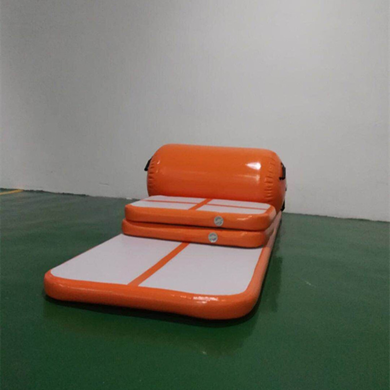 a set (6 pieces) inflatable gym air track equipment set,inflatable training set air track,inflatable gym mat
a set (6 pieces) inflatable gym air track equipment set,inflatable training set air track,inflatable gym mat