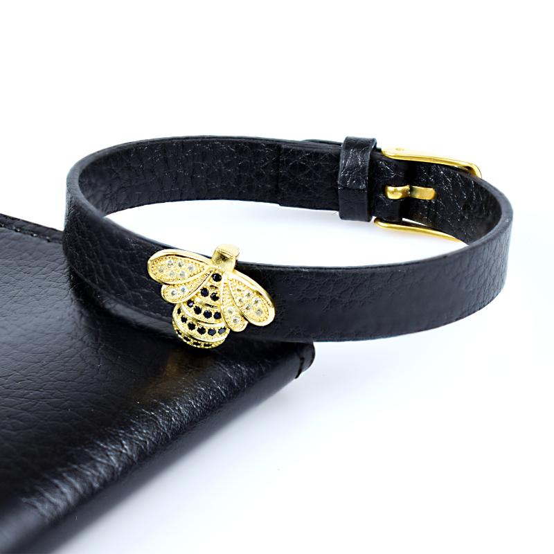 Fashion Bee Insect Charm Bracelet for Women Man Cubic Zircon Bracelet Leather Bangles Jewelry Gift
Fashion Bee Insect Charm Bracelet for Women Man Cubic Zircon Bracelet Leather Bangles Jewelry Gift