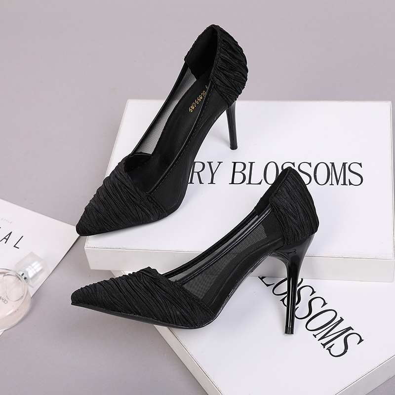 2020 New Platform Heels Rhinestone High Heels Pointed Women Pumps Sexy Party Shoes Stiletto Wedding Shoes Suede Women, Black
2020 New Platform Heels Rhinestone High Heels Pointed Women Pumps Sexy Party Shoes Stiletto Wedding Shoes Suede Women, Black